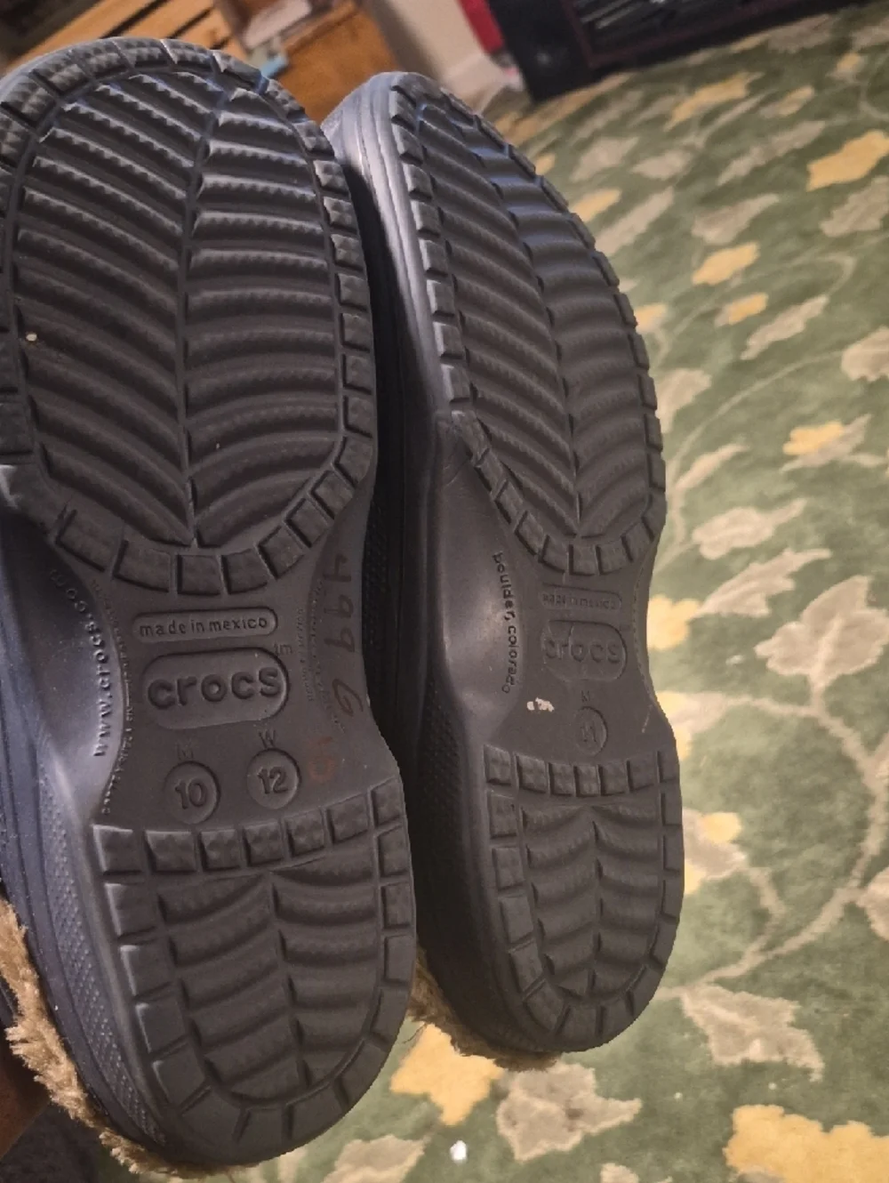 CROCS Kids Navy Clog with Tan Fuzzy Lining